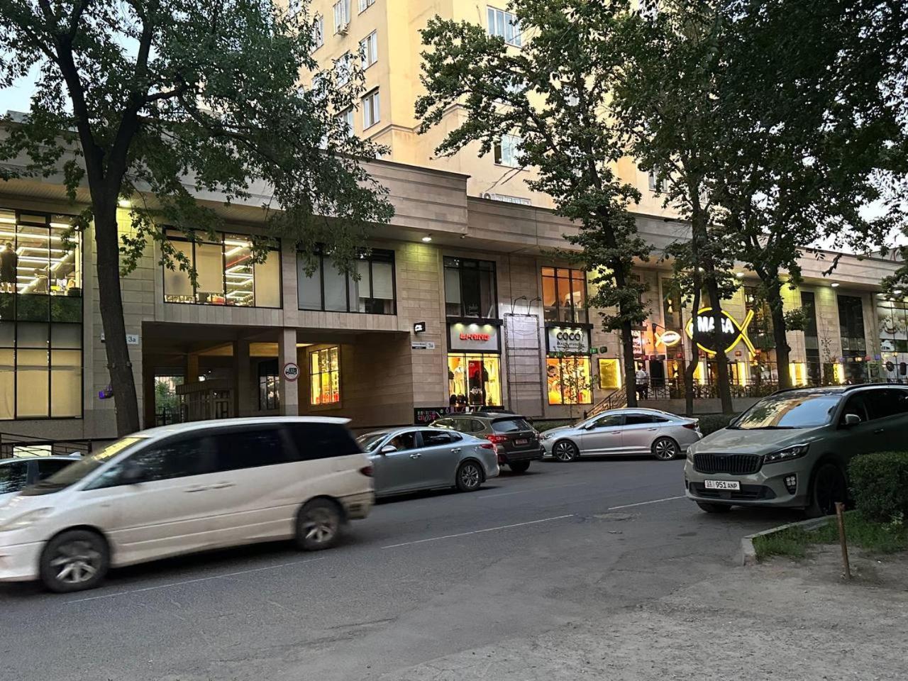apartments Harmony on sydykova st 156а Бішкек Екстер'єр фото