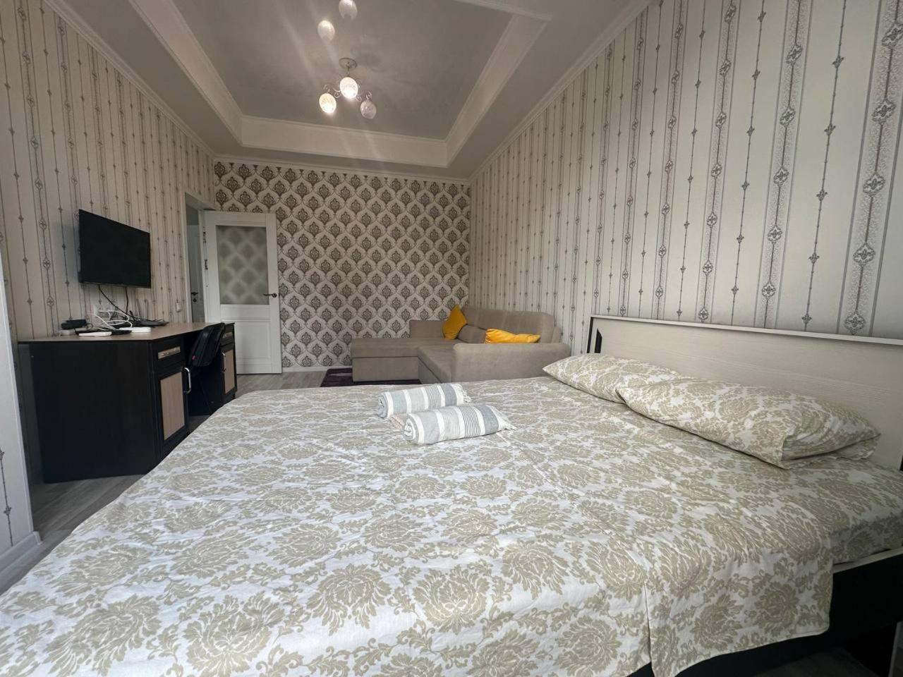 apartments Harmony on sydykova st 156а Бішкек Екстер'єр фото